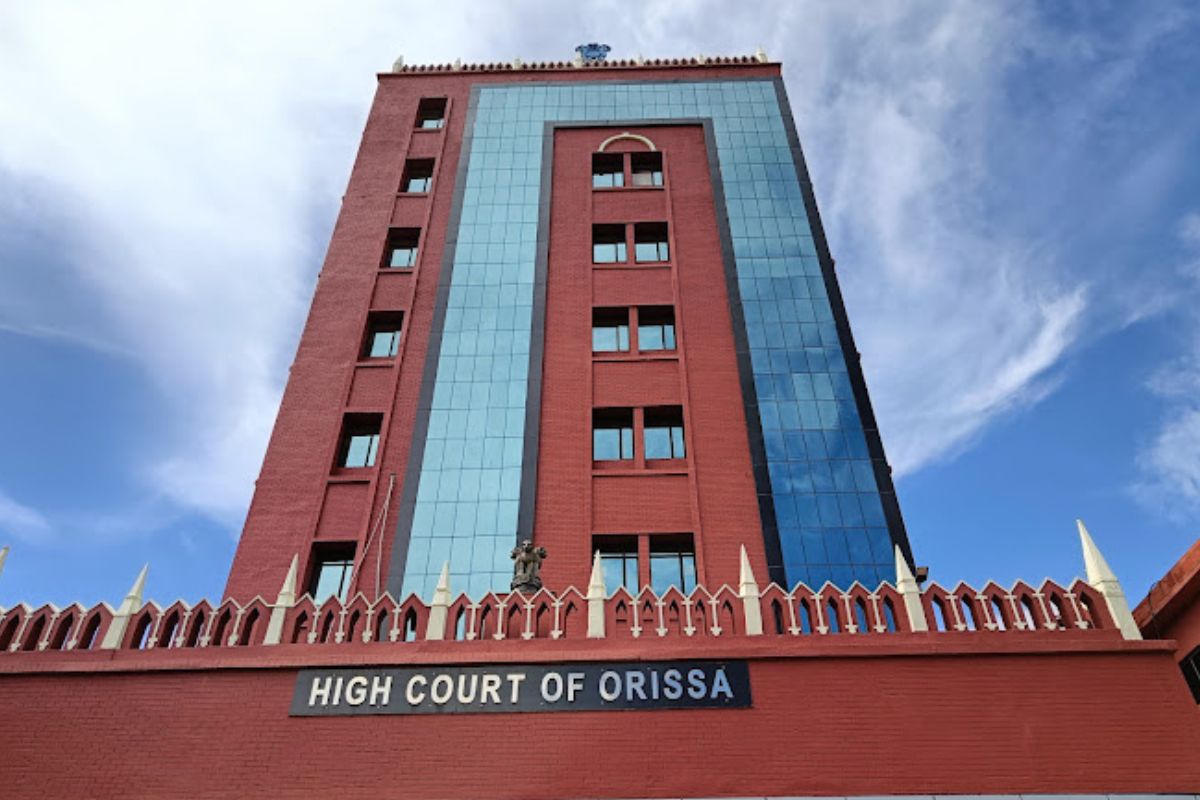 Rs 300 bribery case: Orissa HC sets aside conviction of doctor
