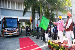 Punjab CM flags off first batch of school principals to Singapore for training