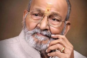 Bollywood joins Tollywood in paying homage to Kasinadhuni Viswanath