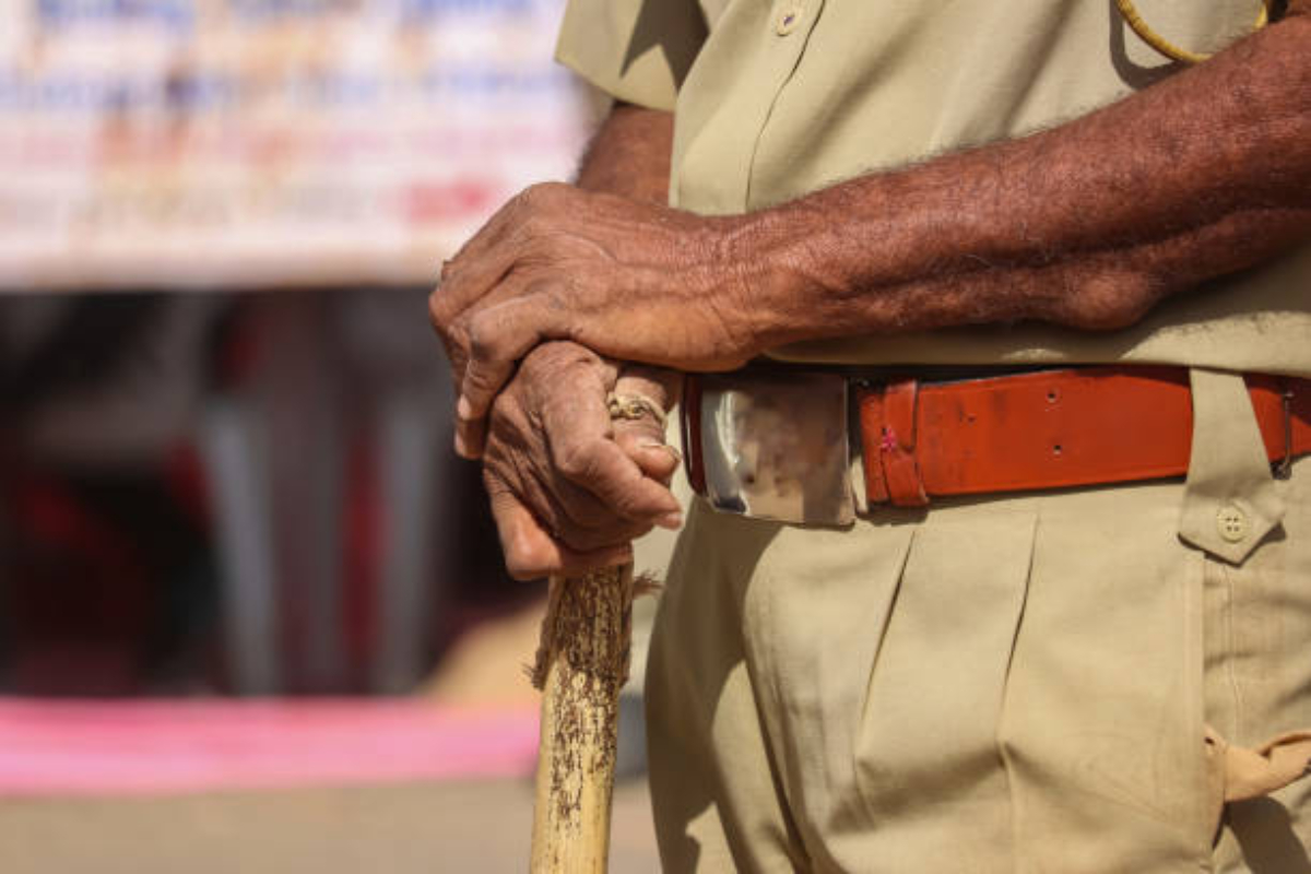 Gujarat cops justify public flogging of Muslims