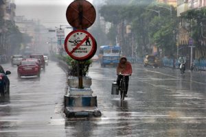IMD issues three-day orange alert, predicts heavy rainfall in most parts of North India