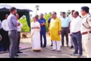 Mamata inspects site for state guest house in Puri