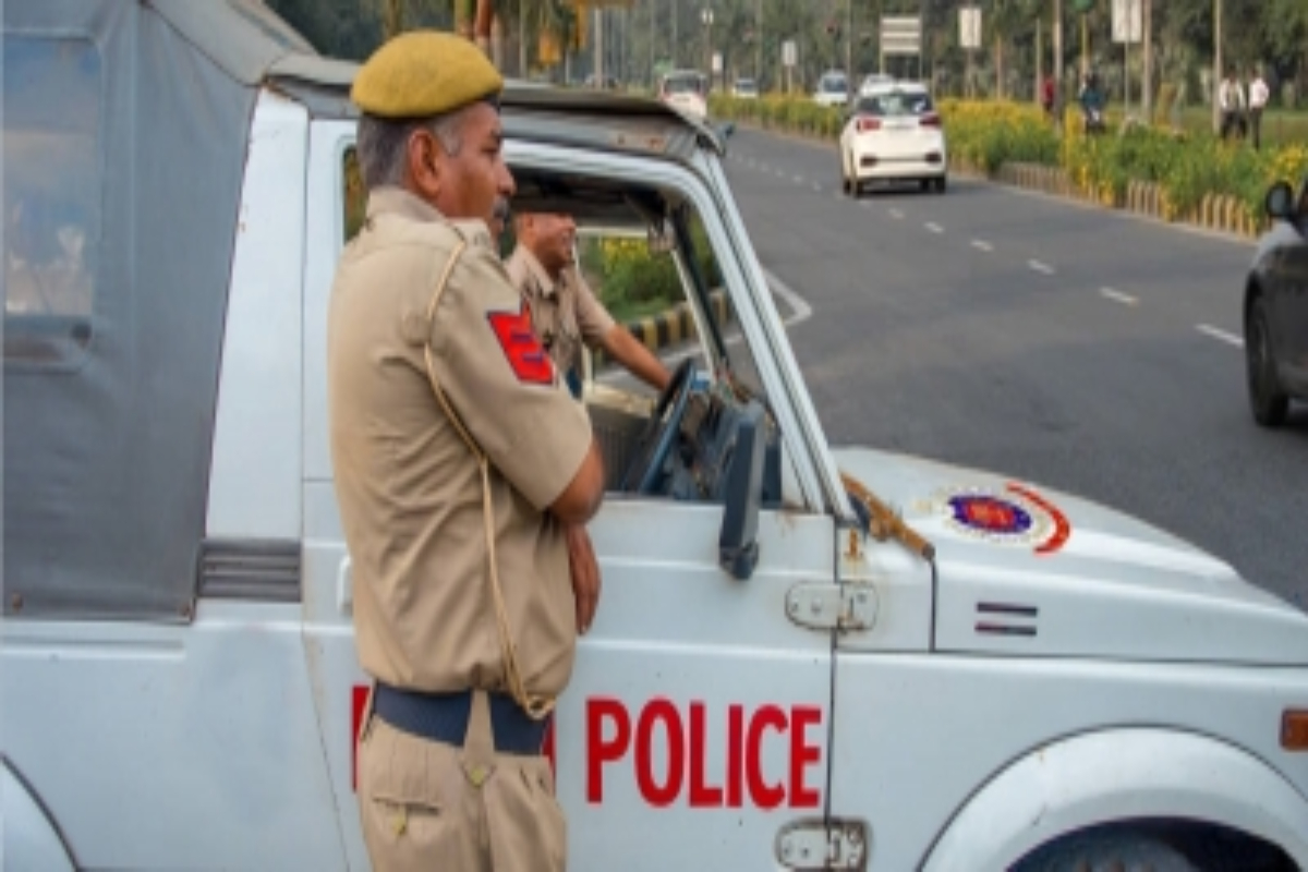 Delhi police undertakes special measures  to ensure vigilance and security in the city.
