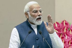 PM asks BJP MPs to be ready for a strong fight