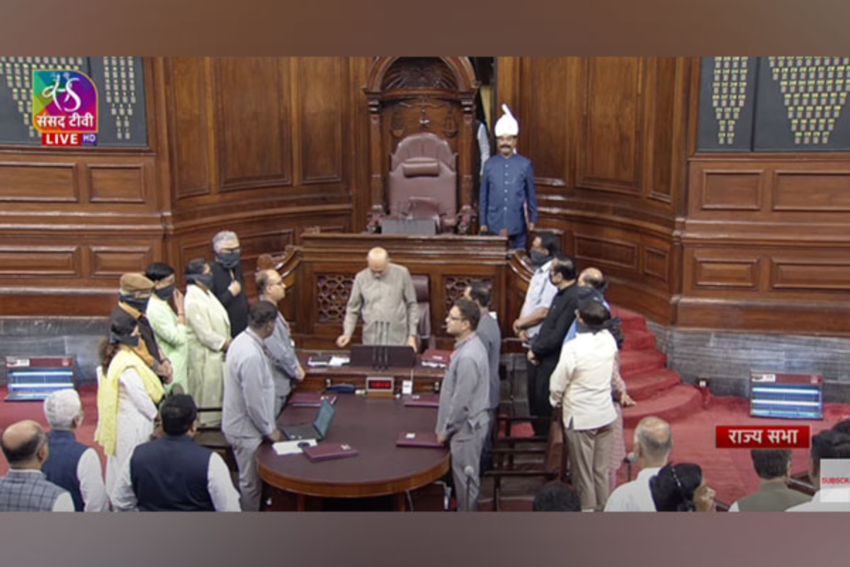 Budget Session: TMC MPs protest with black cloth around their faces