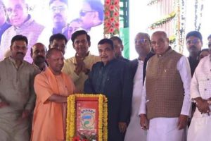 Nitin Gadkari lays stone for 18 NH projects in UP