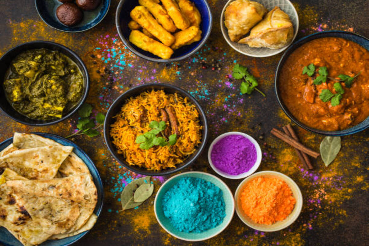 Eight Holi delicacies that’s sure to lit up your festive spirit
