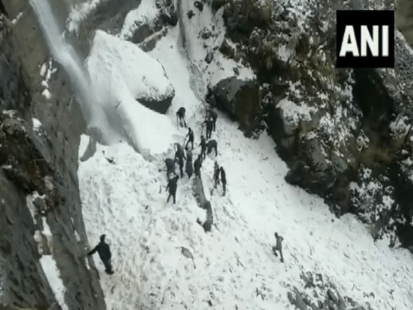 7 tourists killed, several injured as avalanche hits Sikkim’s Nathula
