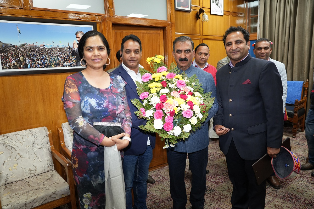 CM urges Himachali’s living abroad to encourage investment in tourism