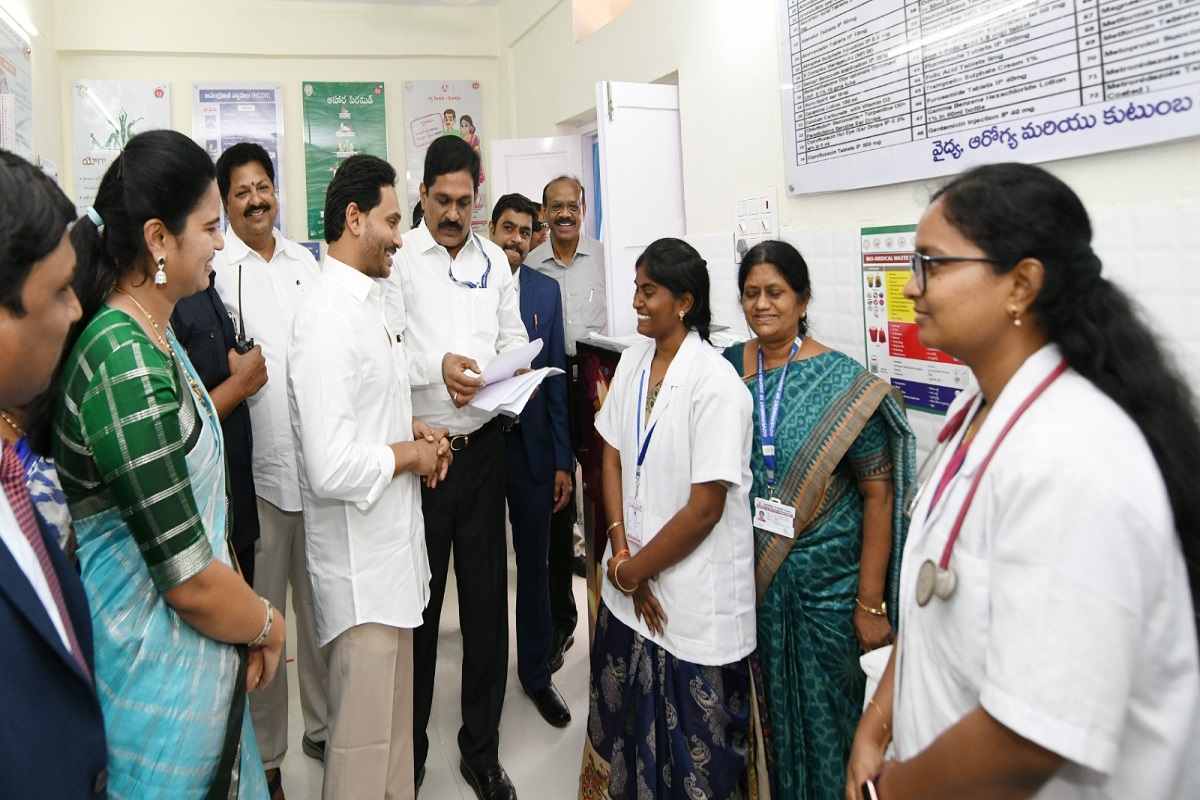 Andhra CM launches ‘family doctor’ service for rural poor
