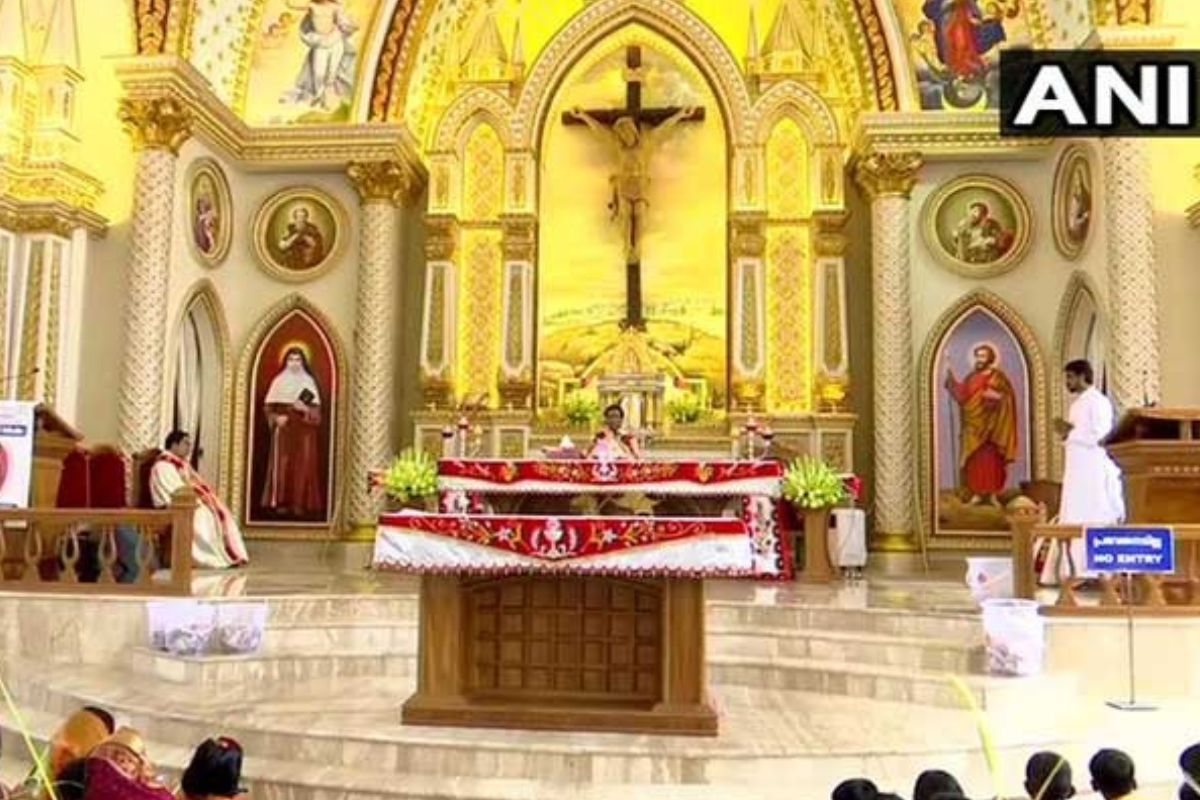 Tamil Nadu: Palm Sunday celebration on Rameswaram Island, commemorate triumphal entry of Jesus Christ