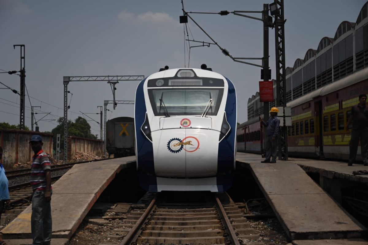 Railway conducts trial run of Howrah-Puri Vande Bharat Express successfully