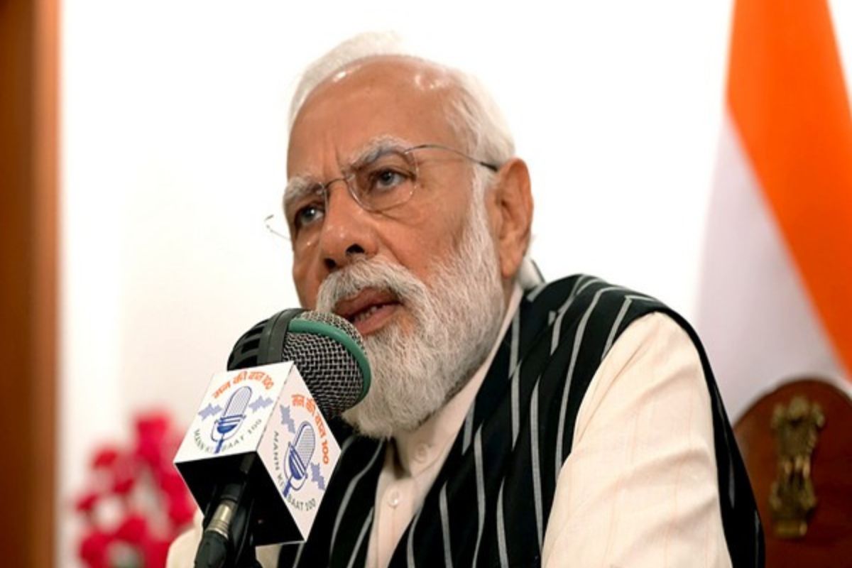 Congress abusing me as I stopped its loot of public funds: PM