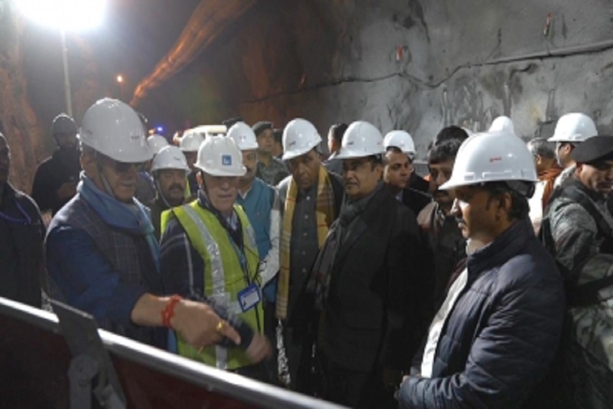 Gadkari inspects work progress of Zojila Tunnel in J&K