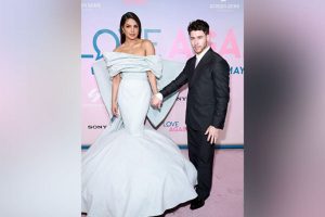 Priyanka Chopra, Nick Jonas arrive in style at ‘Love Again’ premiere
