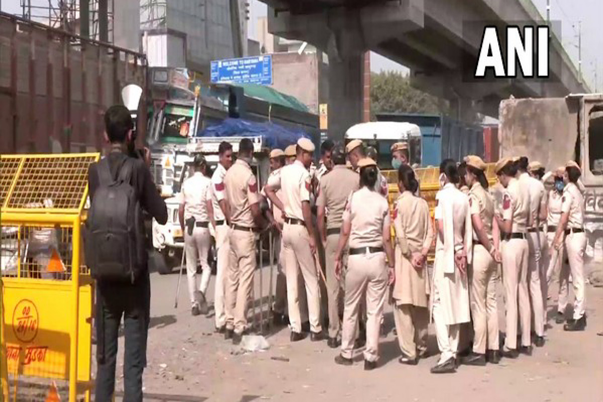 Police beef up security at Delhi-Ghazipur border ahead of farmers’ march to Jantar Mantar