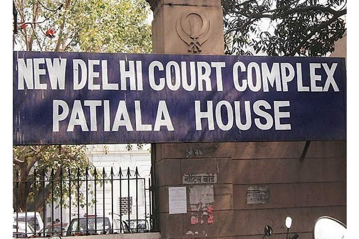 Delhi Court grants bail to man co-accused in case of cheating by cloning SIM of Cabinet Secretary