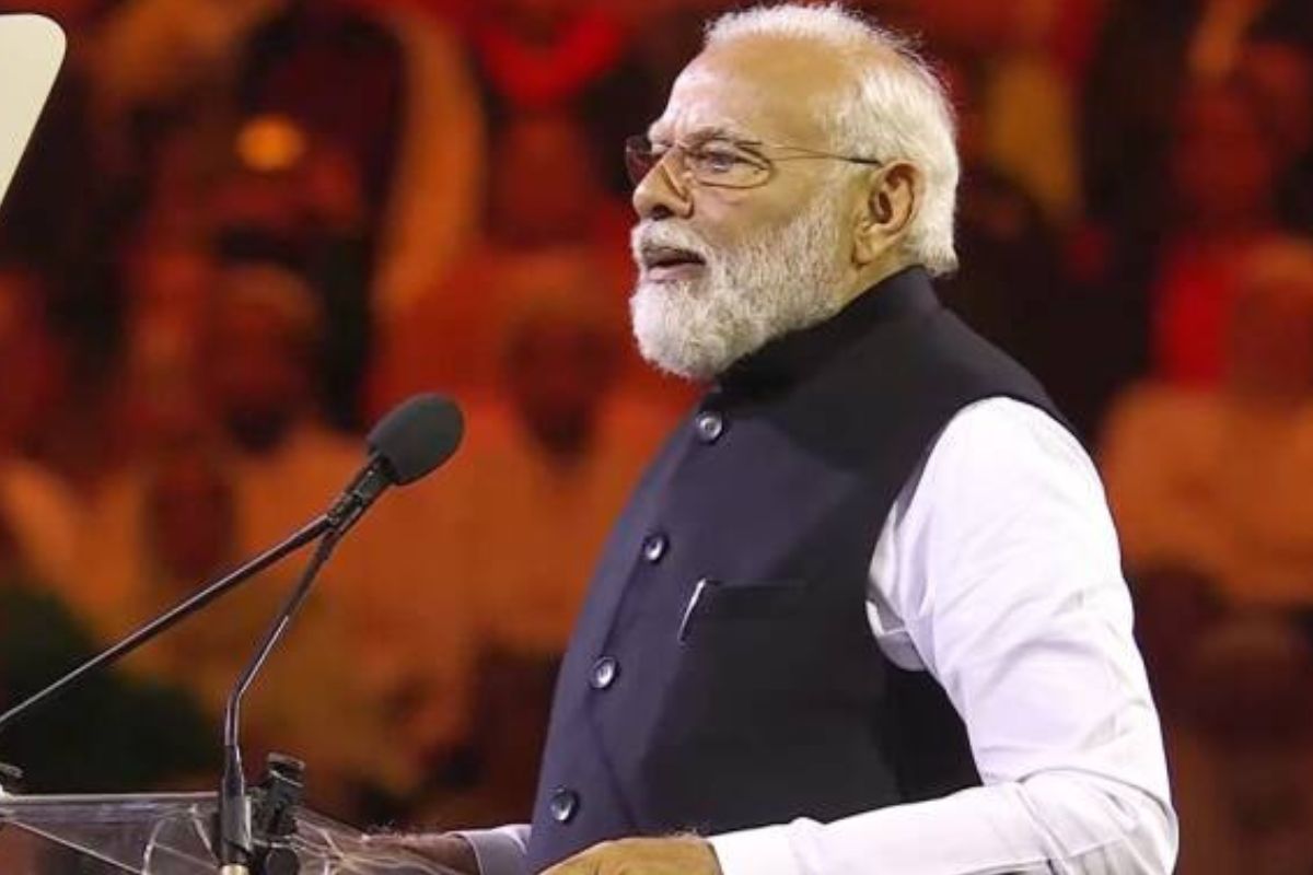 PM Modi welcomed with Vedic chants at Sydney stadium
