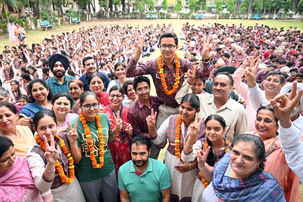 PSEB 10th Result 2023: Gagandeep Kaur secures top position