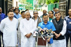 Nitish extends support to Kejriwal against Centre’s ordinance