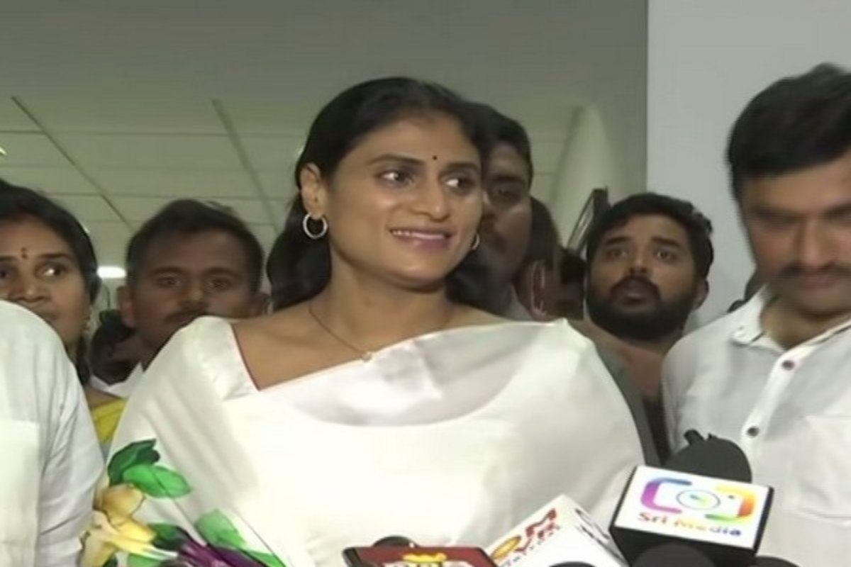 YS Sharmila’s party chooses to back Cong instead of running for office