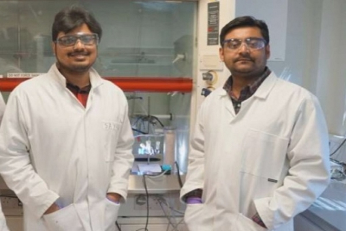 2 IIT alumni developed sustainable fuel from ‘thin air’ and plastic waste