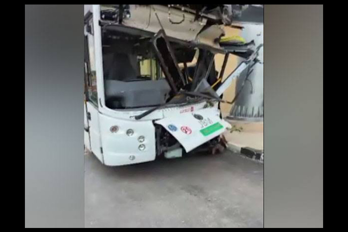 10 injured as bus collides with pole at Bengaluru airport