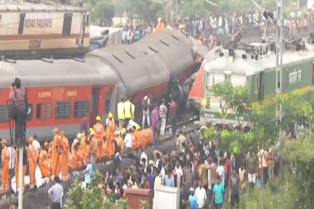 AP CM announces compensation for Odisha train victim