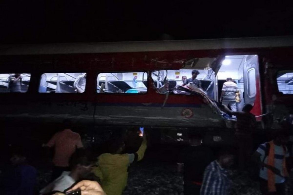 50 feared dead, 300 injured in the train accident involving Shalimar-Chennai Coromandel express in Odisha