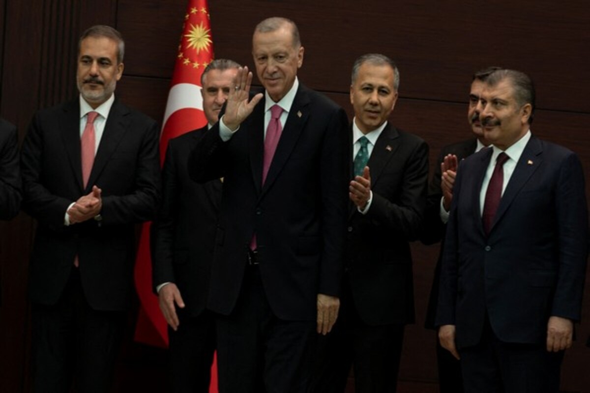Erdogan takes oath as Turkey president after historic win