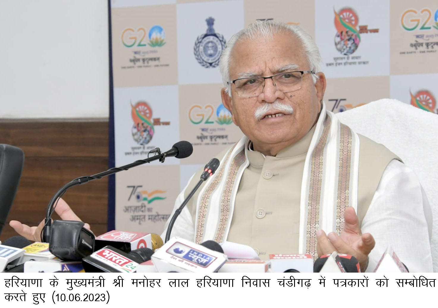 Some unions, political leaders defaming farmers by misleading them: Khattar