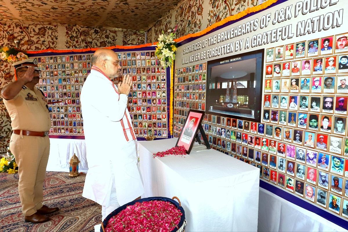 HM lays foundation of ‘Balidan Stambh’ in Srinagar