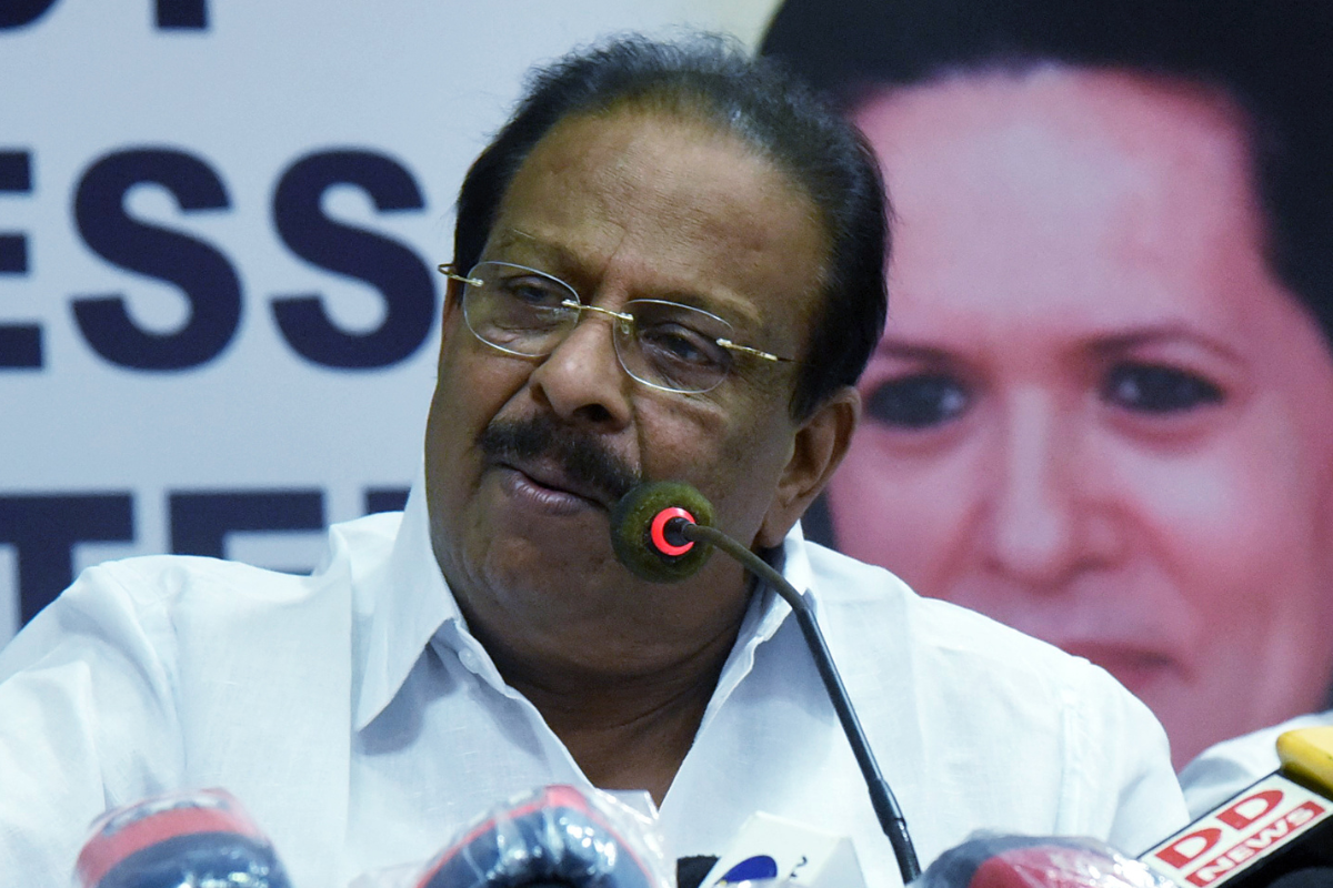 Kerala: Cong chief slams LDF government for uncontrolled spending