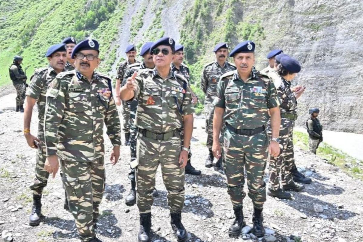 CRPF DG reviews operational preparedness of troops for Amarnath pilgrimage