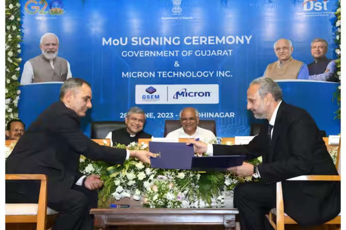Micron signs deal with Gujarat for $ 2.75 billion chip plant