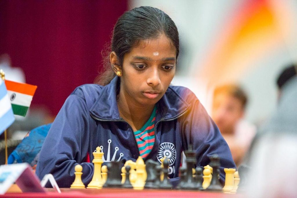 Praggnanandhaa's Sister Vaishali Takes Down a 2650+ GM 