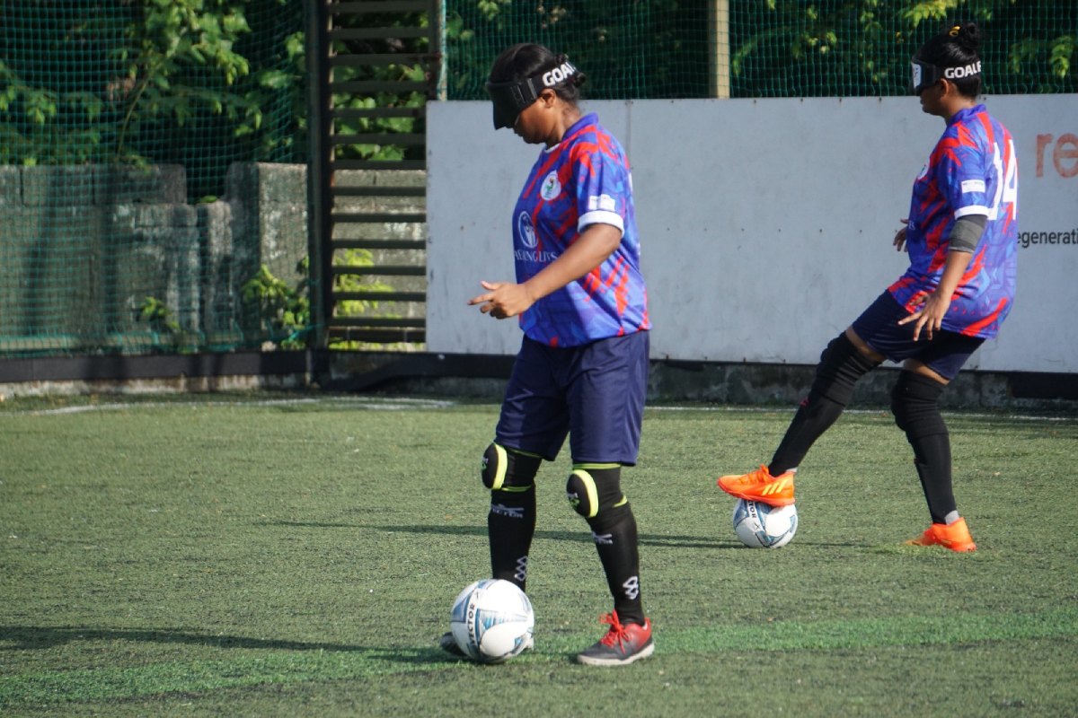 2 blind girl footballers make Bengal proud