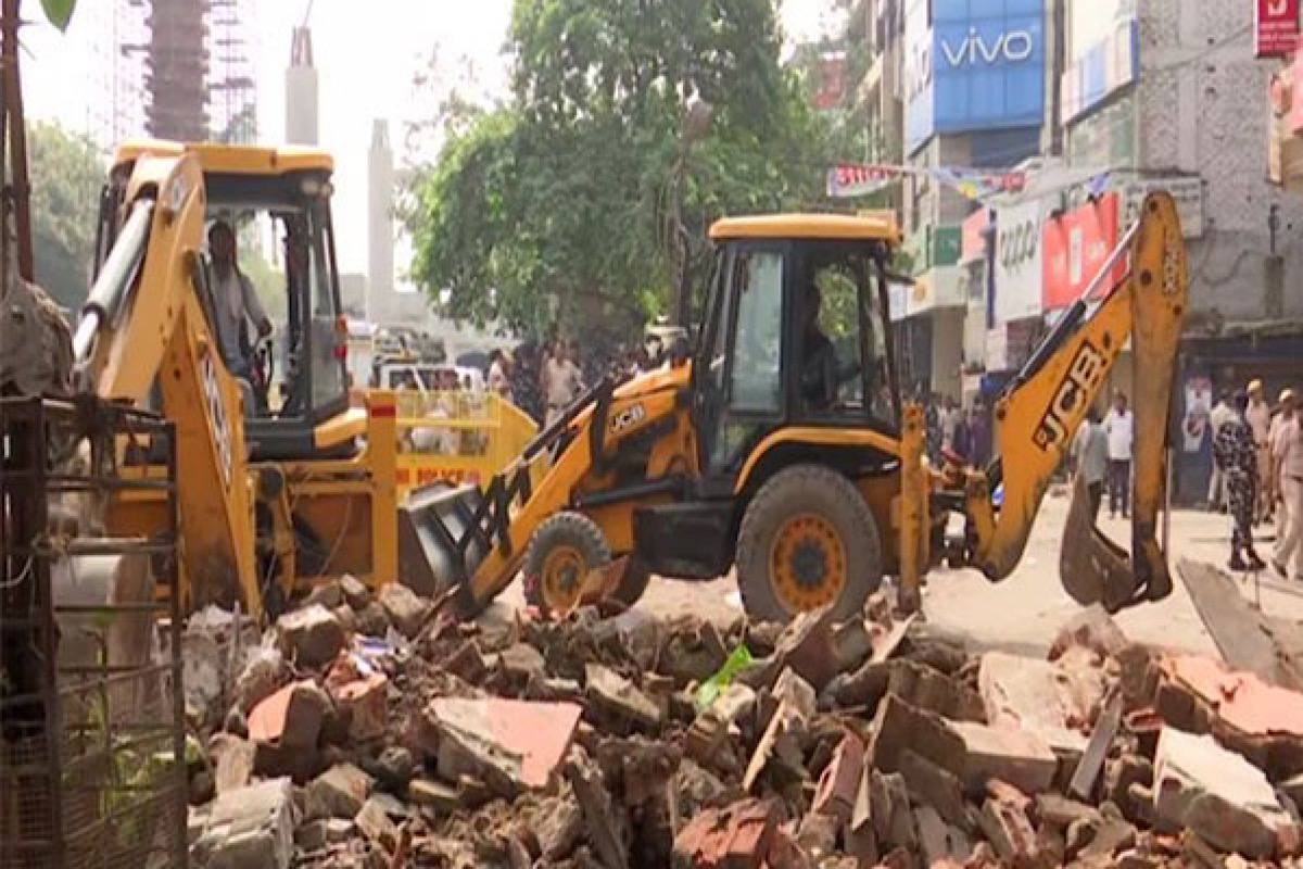 Delhi: PWD demolishes two religious structures in Bhajanpura for road widening