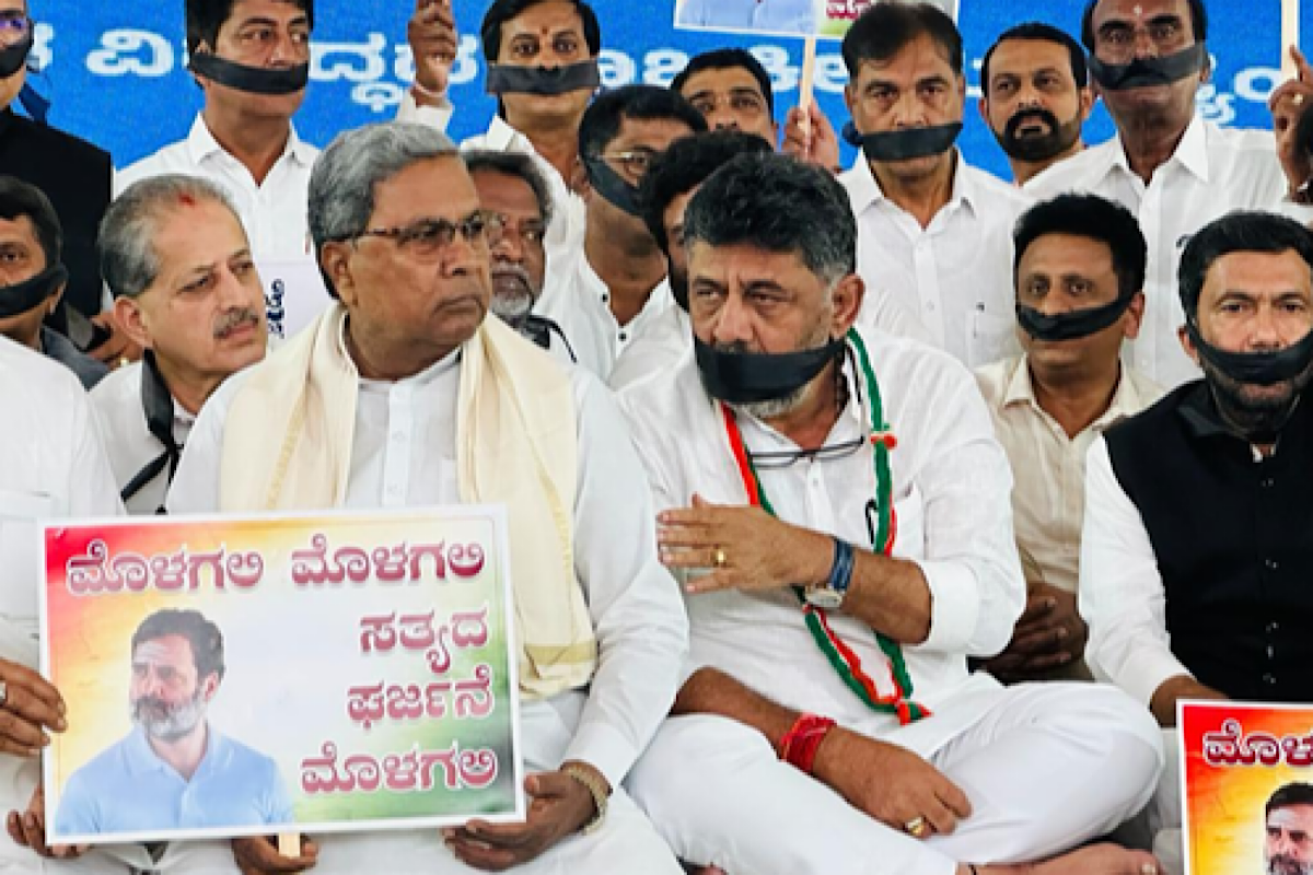 K’taka Cong on silent protest in B’luru against BJP’s ‘conspiracy’ to end Rahul’s career