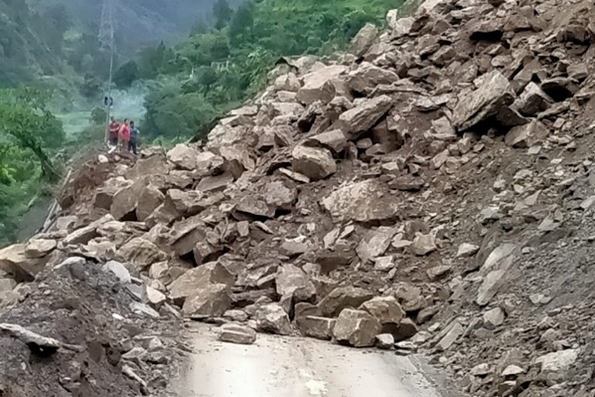 Uttarakhand: Badrinath national highway blocked due to landslide in Chamoli