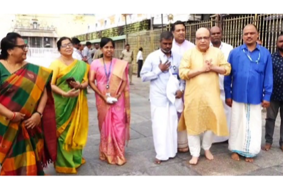 Ahead of Chandrayaan-3 launch, ISRO scientists offer prayers at Tirupati temple