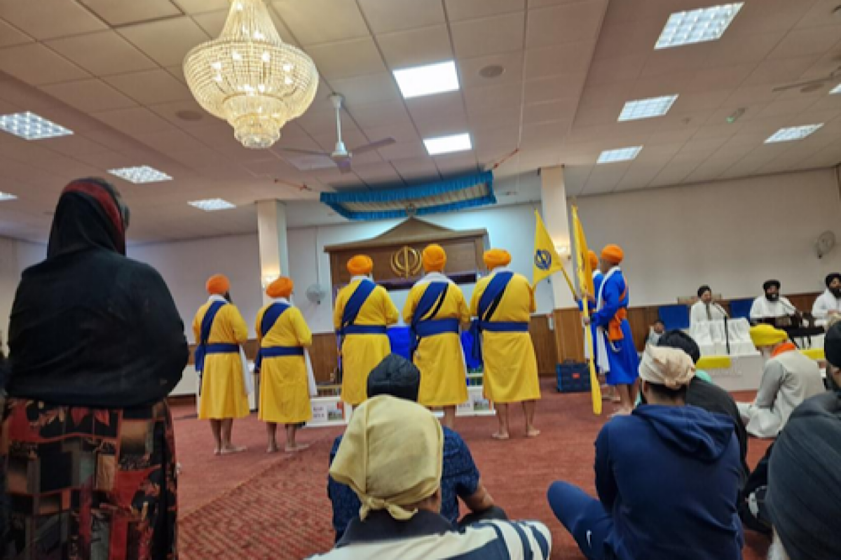 New Sikh temple in Leicester opens its doors for worshippers