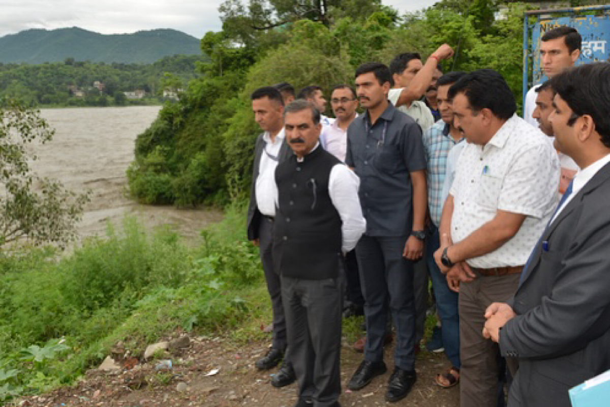 SJVN contributes Rs 2 cr to Himachal CM Relief Fund