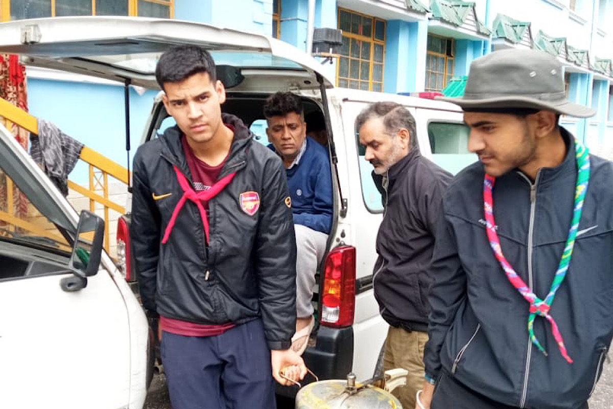 Acts of good samaritans stand out amid tales of greed in rain-ravaged Kullu-Manali of Himachal