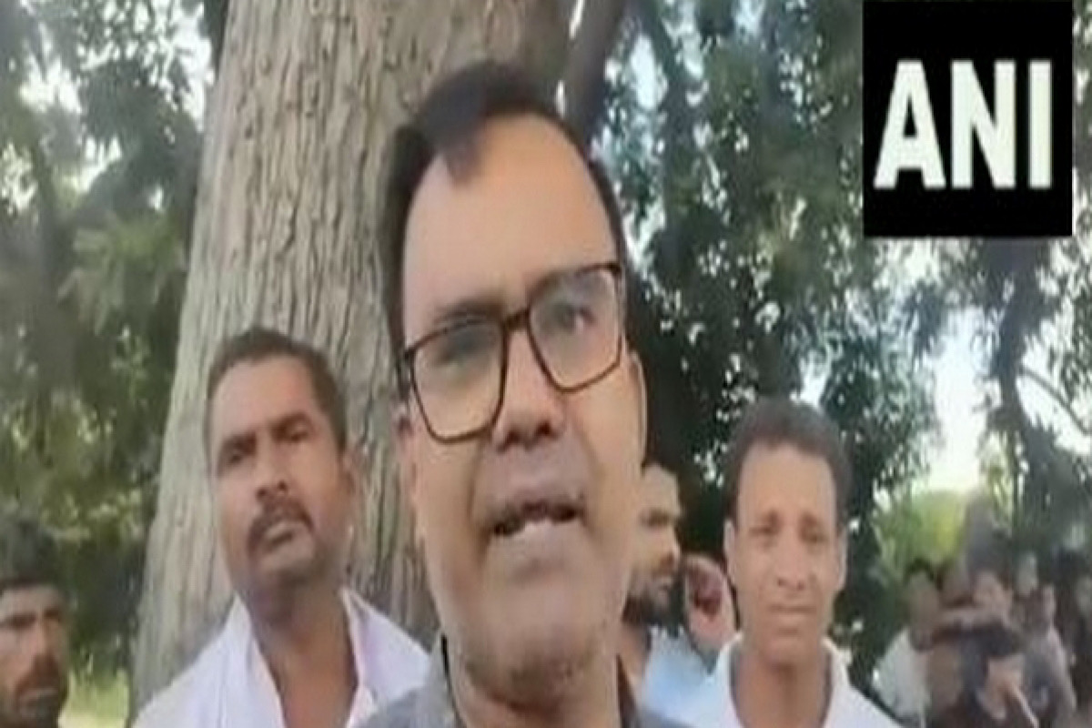 Bihar: 3-year-old boy falls into 40-feet borewell, rescue operation underway