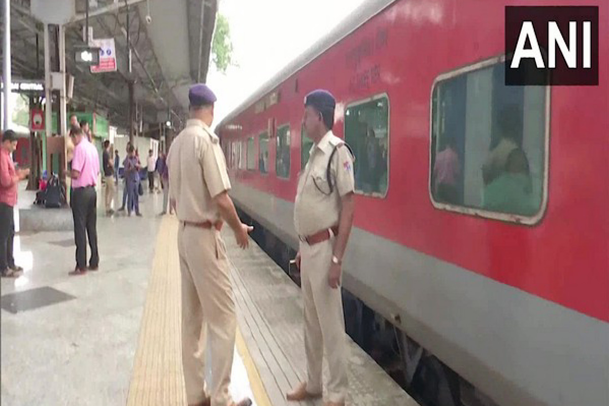 RPF constable shoots dead 4 people on Jaipur-Mumbai Express train