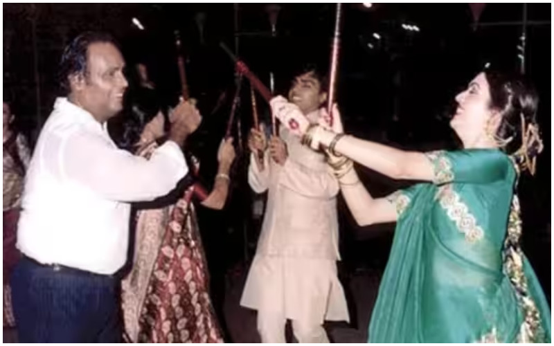 Nita and Dhirubhai Ambani’s Bonding Over Dandiya in This Viral Picture