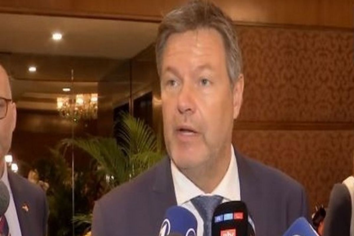 Can’t decouple with China; de-risking, diversification important: German minister in India