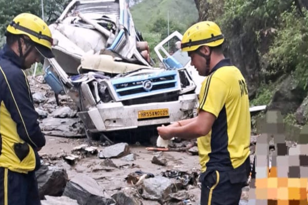 Seven including four pilgrims dead due to rains in Uttarakhand, Kedarnath yatra halted