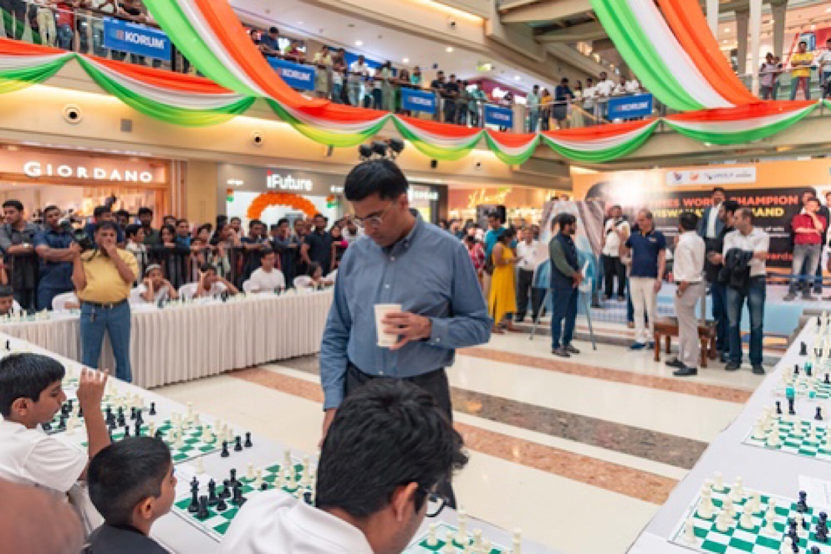 Chess Maestro Vishy Anand takes on 22 players in a simultaneous exhibition match in Thane mall